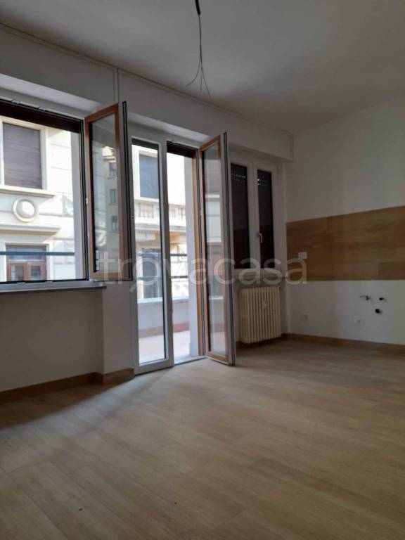 appartamento in affitto a Novara in zona Centro Città