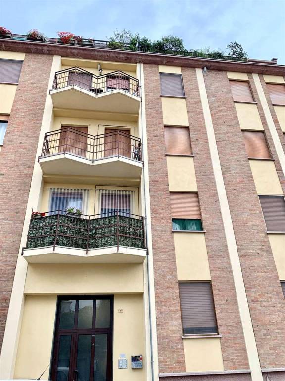 appartamento in affitto a Novara in zona zona Sacro Cuore