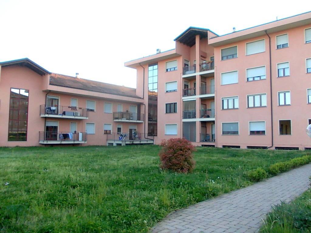 appartamento in affitto a Novara in zona zona Cittadella - Villaggio Dalmazia