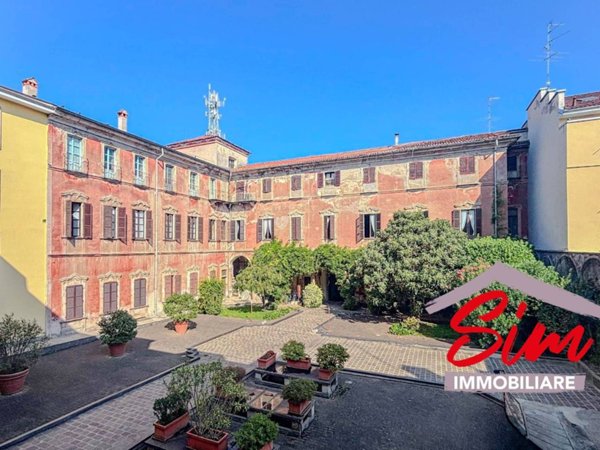 appartamento in affitto a Novara in zona Centro Città