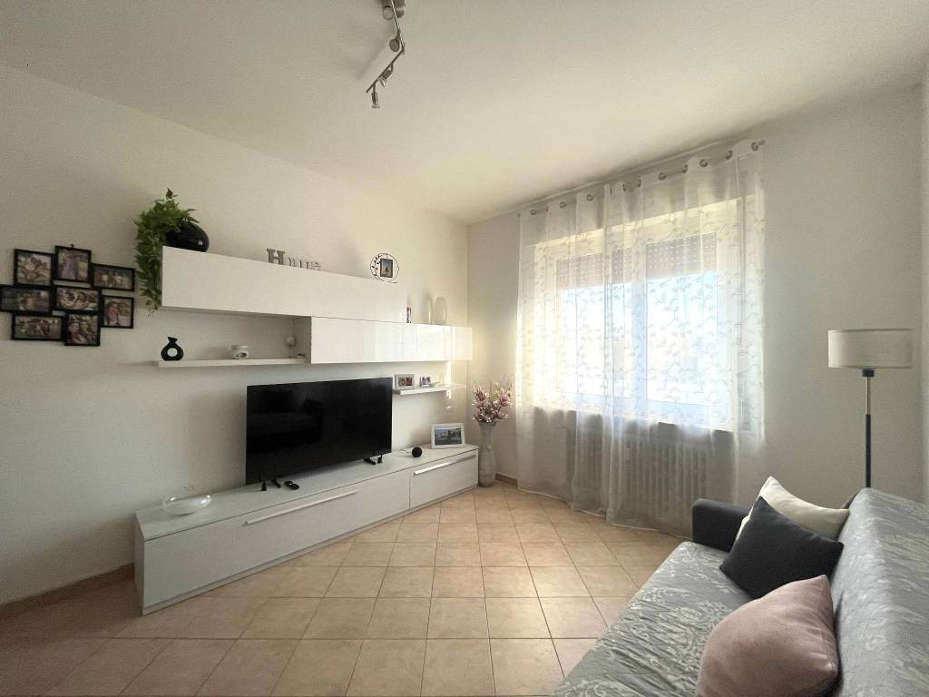 appartamento in affitto a Novara in zona zona Porta Mortara