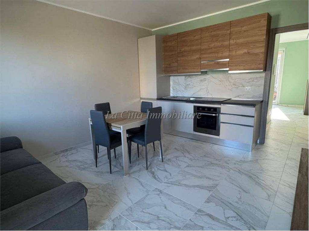 appartamento in affitto a Novara in zona Centro Città