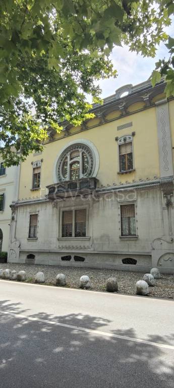 ufficio in affitto a Novara in zona Centro Città