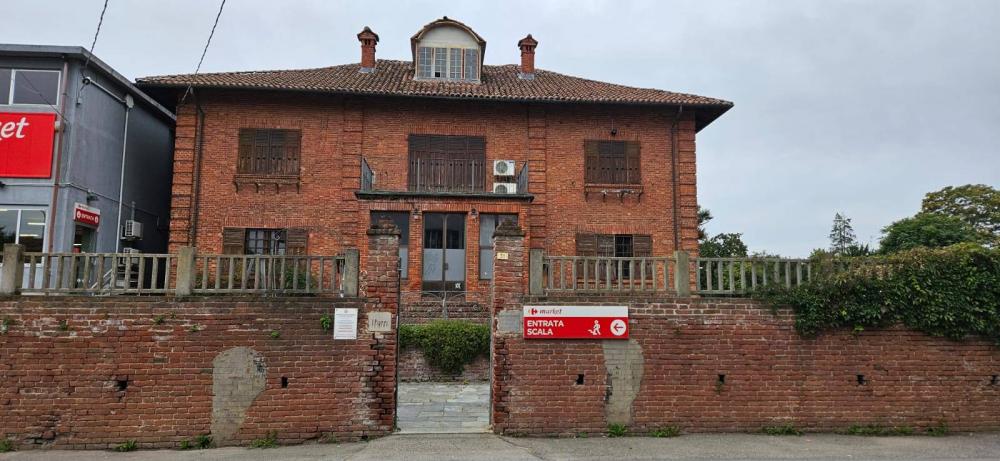 ufficio in affitto ad Oleggio