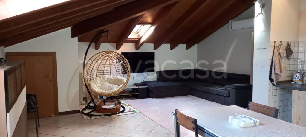 appartamento in affitto ad Oleggio