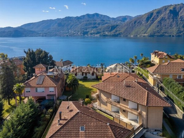 appartamento in affitto a Pettenasco