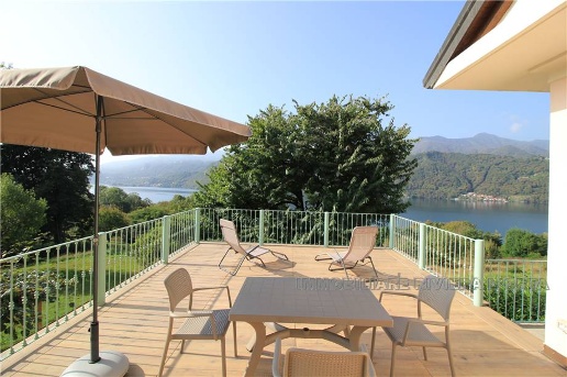 appartamento in affitto a Pettenasco