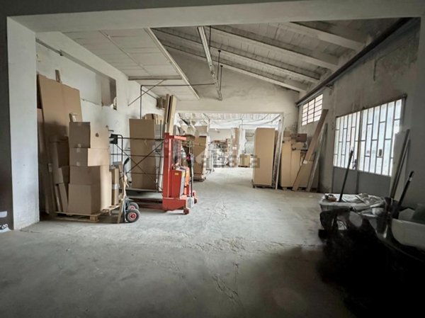 capannone in affitto a Bientina