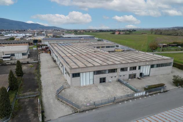 locale commerciale in affitto a Bientina