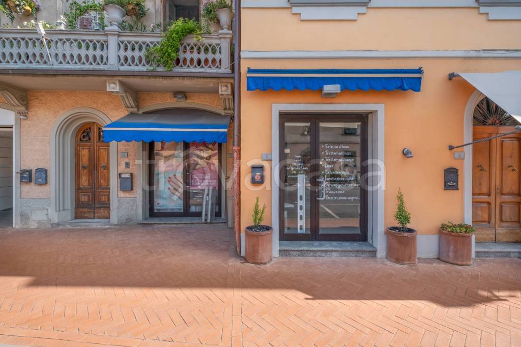 negozio in affitto a Bientina