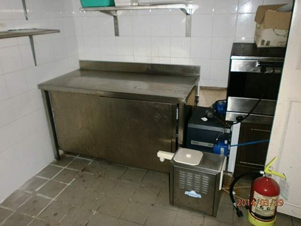 locale commerciale in affitto a Buti