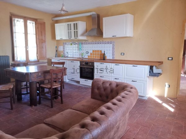 appartamento in affitto a Buti