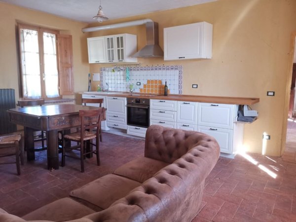 appartamento in affitto a Buti