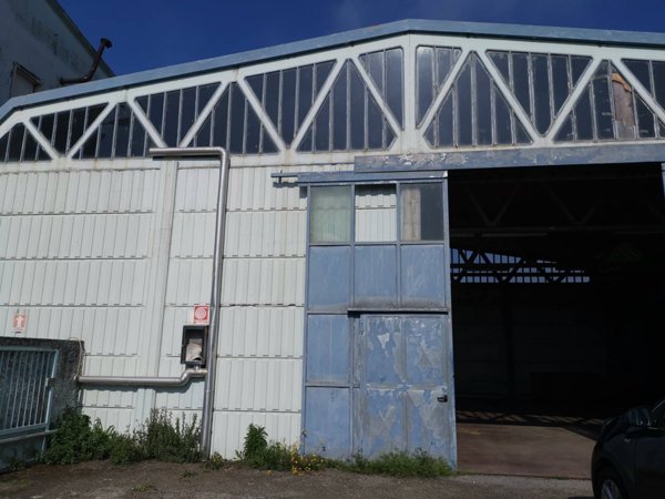 locale di sgombero in affitto a Calcinaia