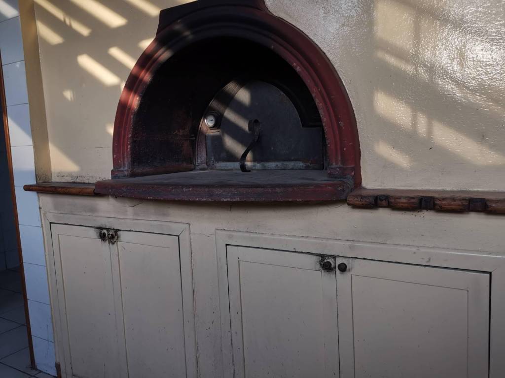 negozio in affitto a Calcinaia