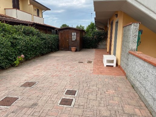 appartamento in affitto a Calcinaia in zona Fornacette