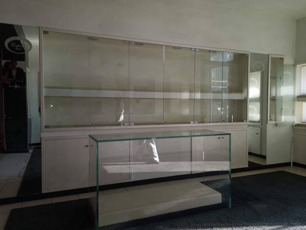 locale di sgombero in affitto a Calcinaia in zona Fornacette