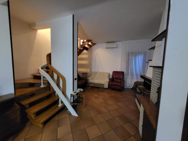 appartamento in affitto a Calcinaia in zona Fornacette