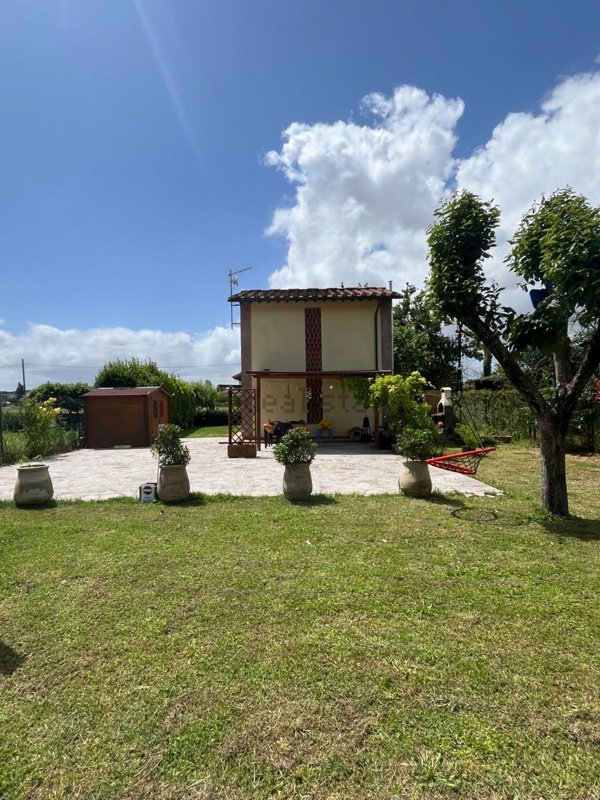 appartamento in affitto a Calcinaia