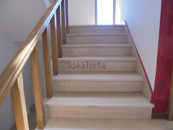 locale commerciale in affitto a Calcinaia in zona Fornacette