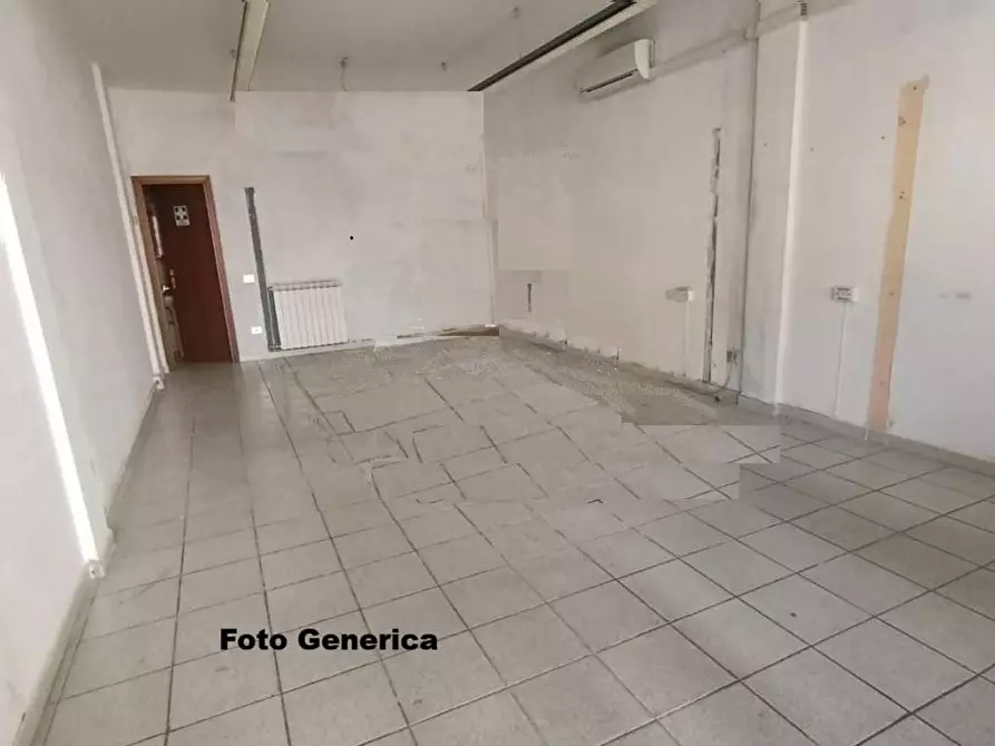 locale commerciale in affitto a Calcinaia in zona Fornacette
