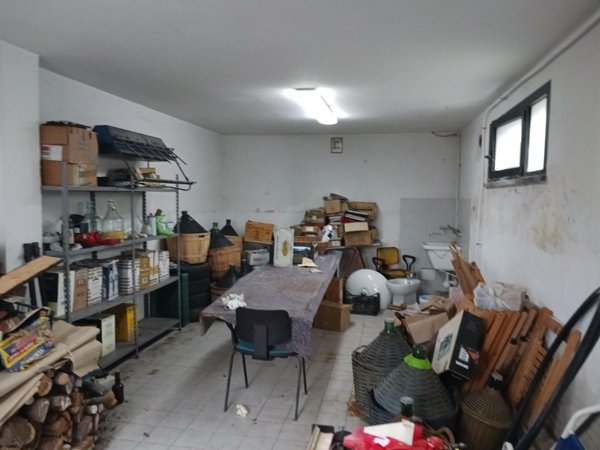 locale di sgombero in affitto a Calcinaia in zona Fornacette