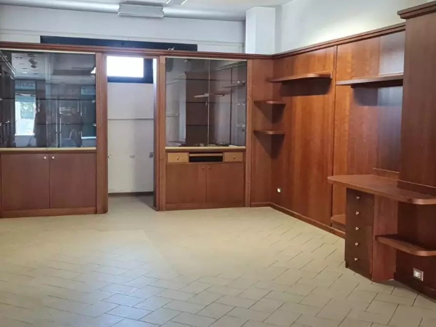 locale commerciale in affitto a Capannoli