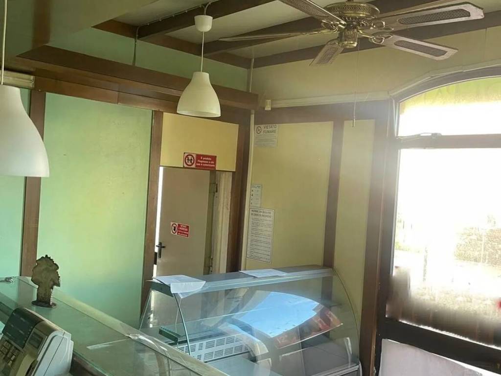 negozio in affitto a Capannoli