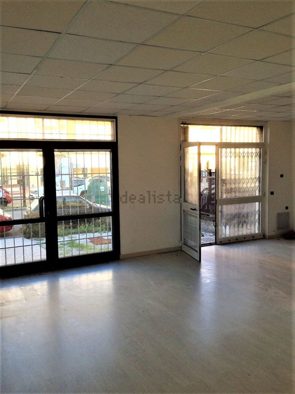 locale di sgombero in affitto a Capannoli