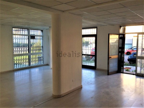 locale di sgombero in affitto a Capannoli