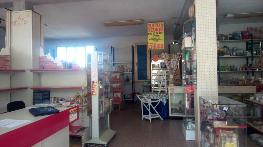 locale commerciale in affitto a Capannoli