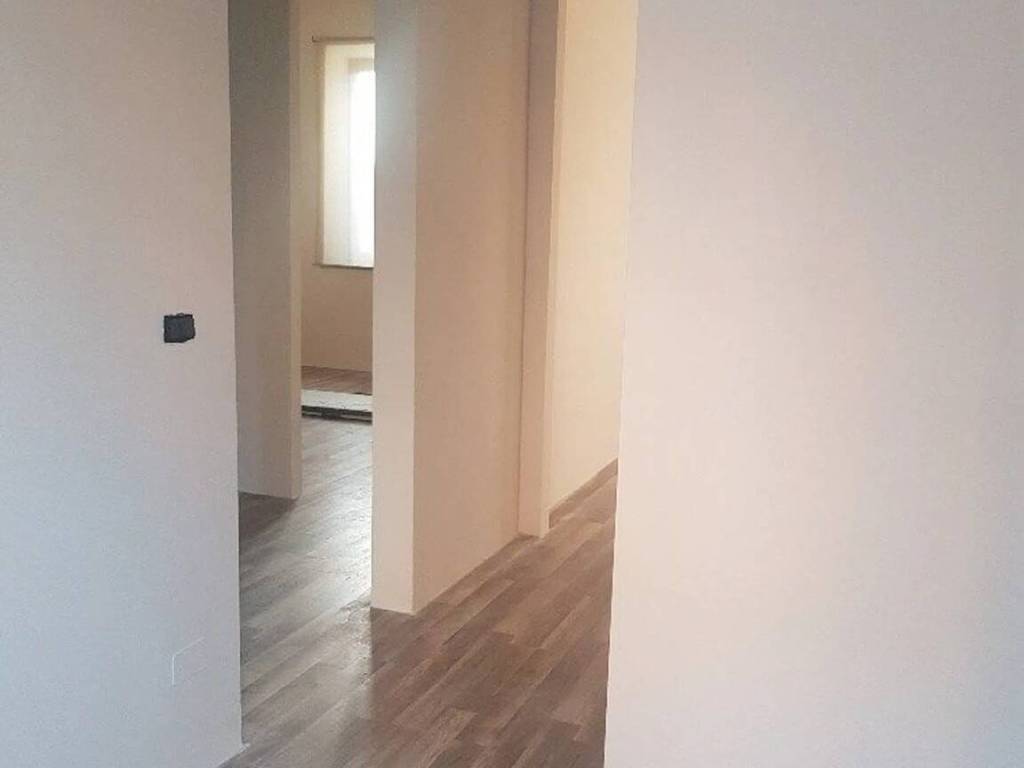 ufficio in affitto a Cascina in zona Navacchio