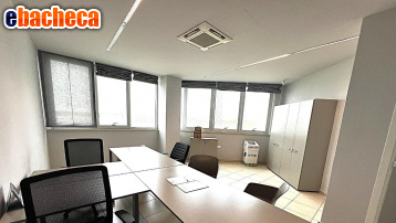 ufficio in affitto a Cascina