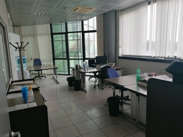 ufficio in affitto a Cascina