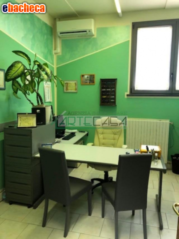ufficio in affitto a Cascina