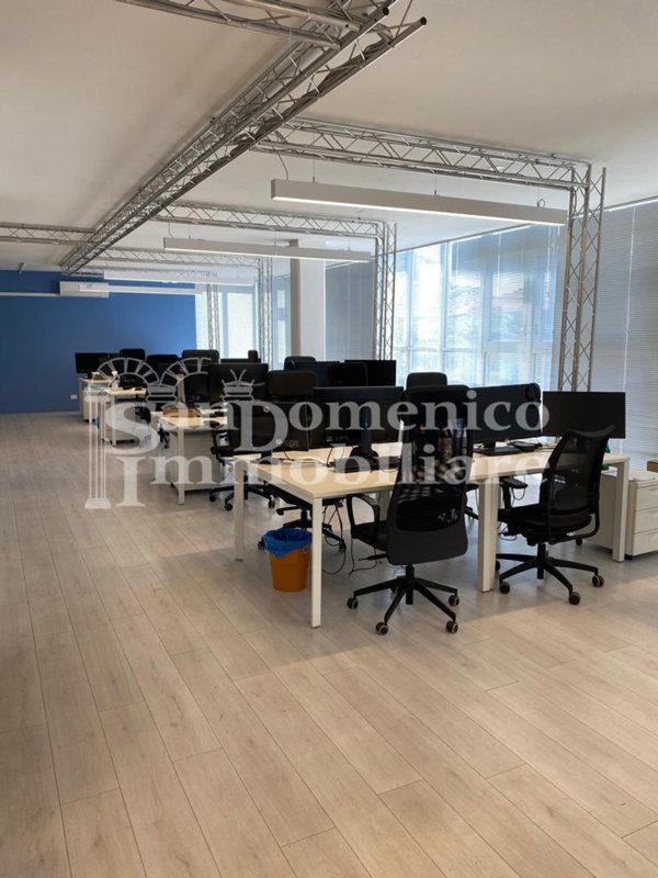 ufficio in affitto a Cascina