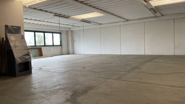 ufficio in affitto a Cascina