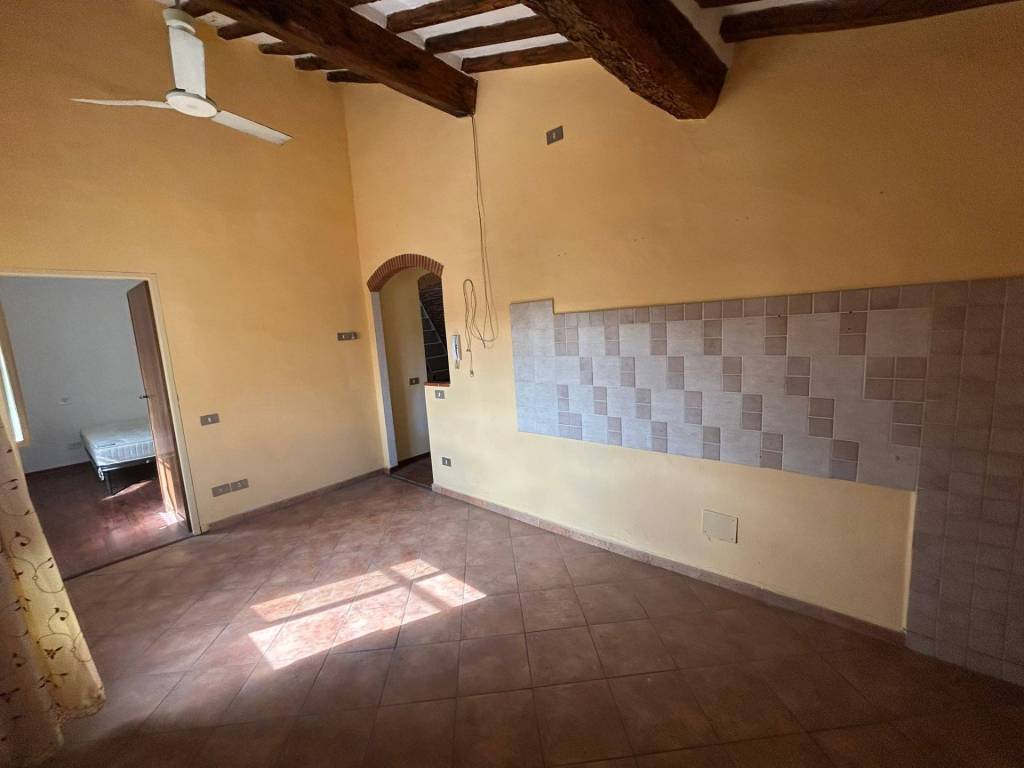 appartamento in affitto a Cascina in zona Visignano