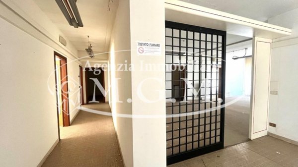 ufficio in affitto a Cascina