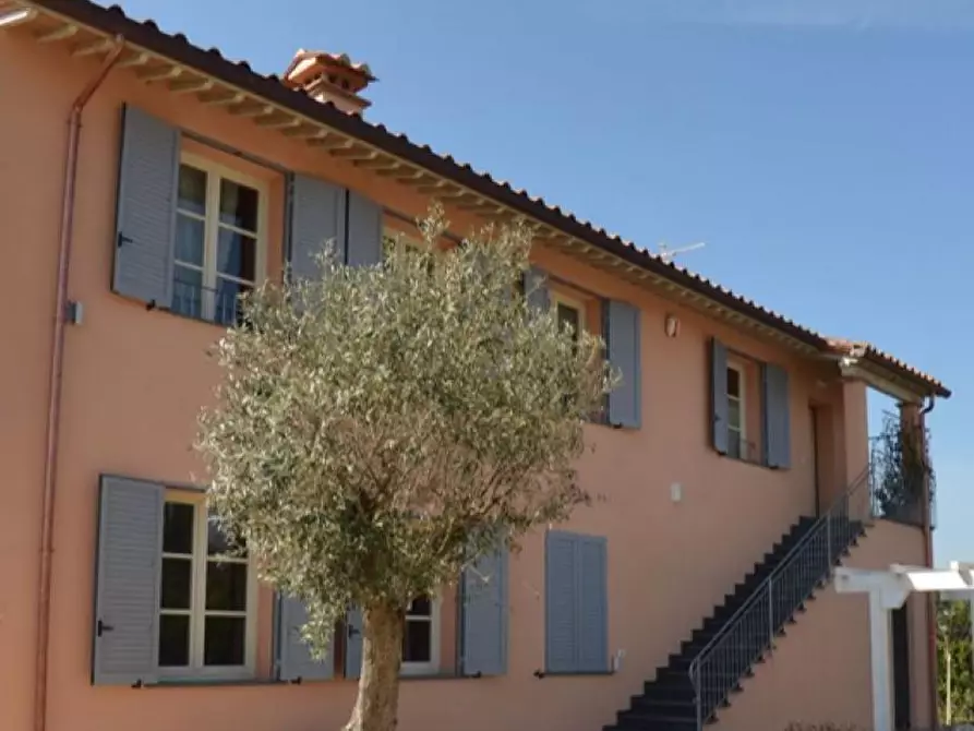 casa indipendente in affitto a Cascina