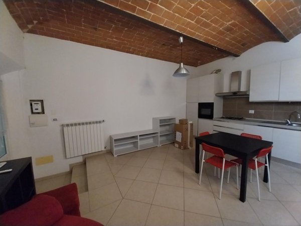 appartamento in affitto a Cascina