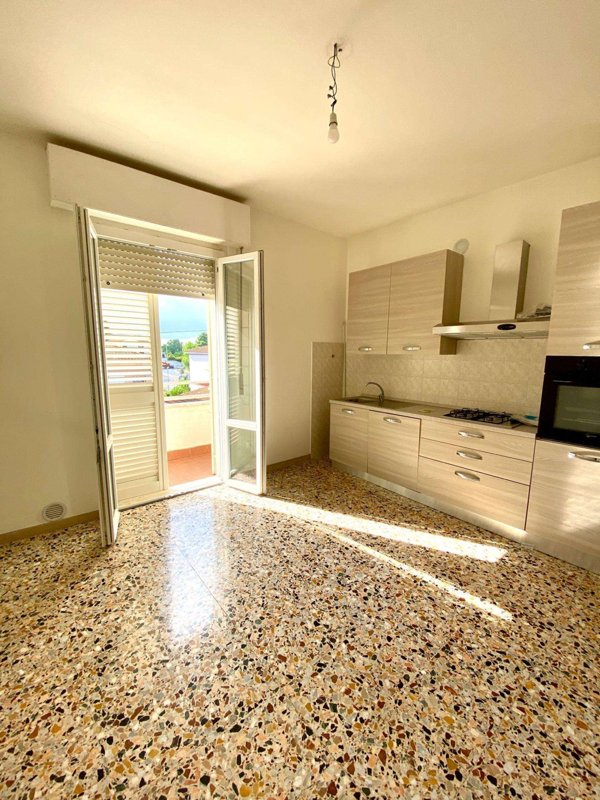 appartamento in affitto a Cascina