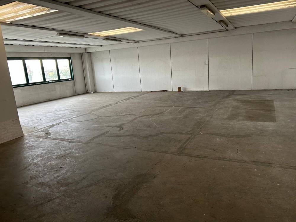 ufficio in affitto a Cascina