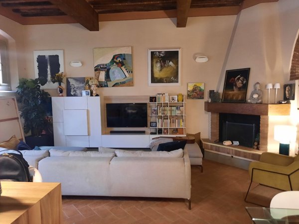 appartamento in affitto a Cascina