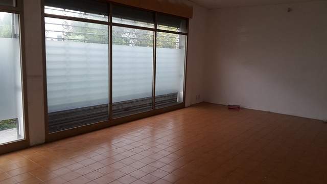 locale commerciale in affitto a Cascina