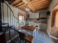 casa indipendente in affitto a Cascina
