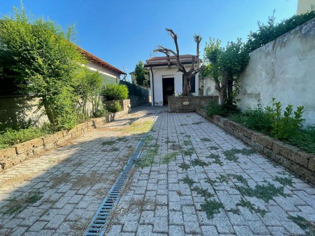 casa indipendente in affitto a Cascina