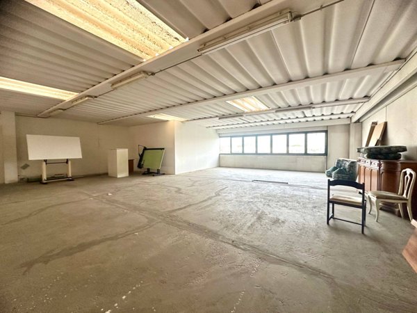 ufficio in affitto a Cascina