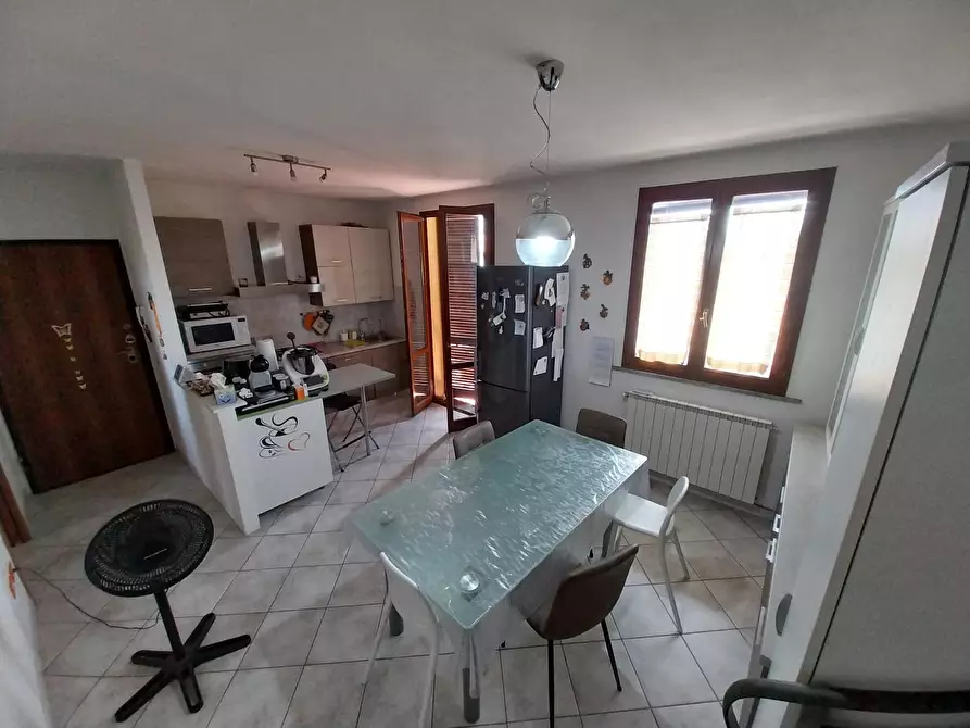 appartamento in affitto a Cascina