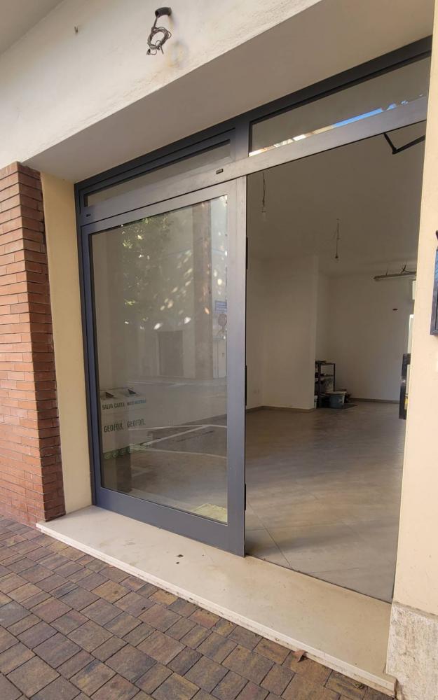 ufficio in affitto a Cascina